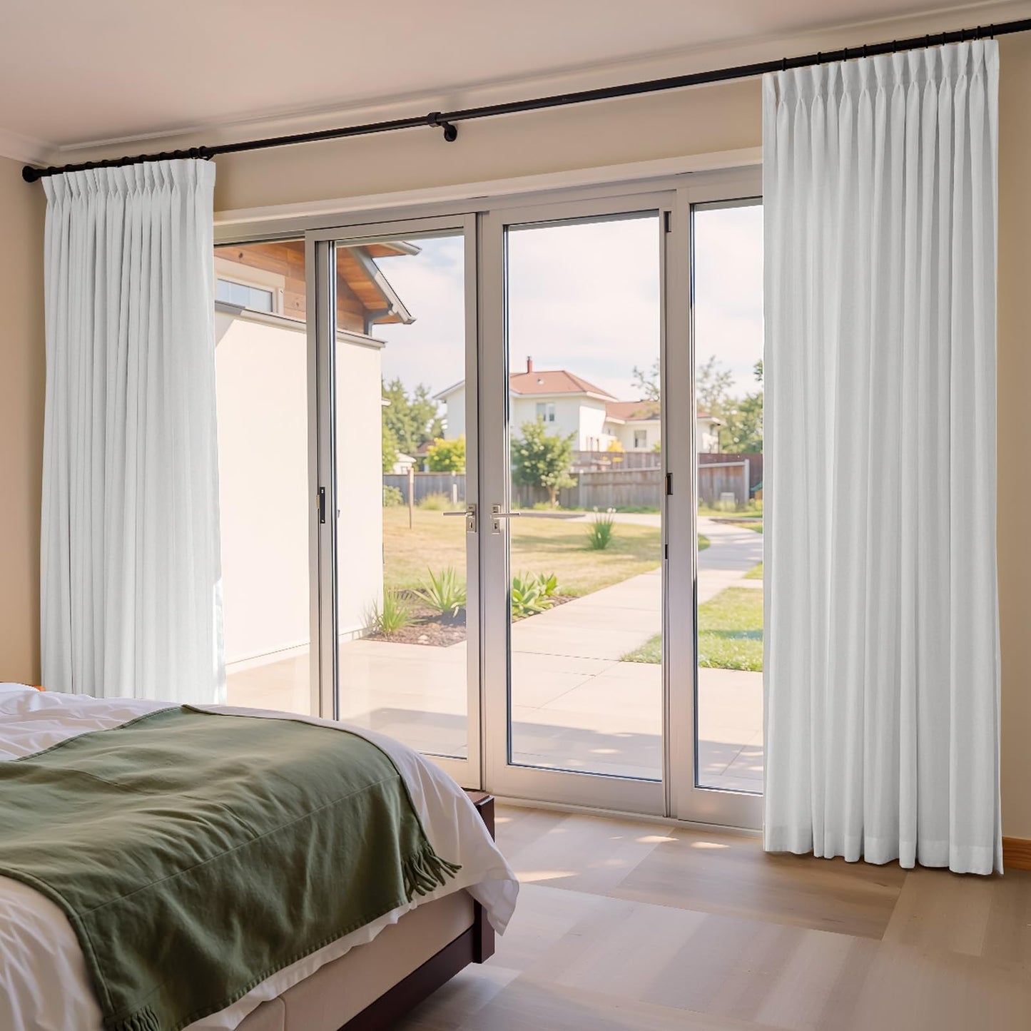 （Greyish White）Total Blockout Pinch Pleat Curtains
